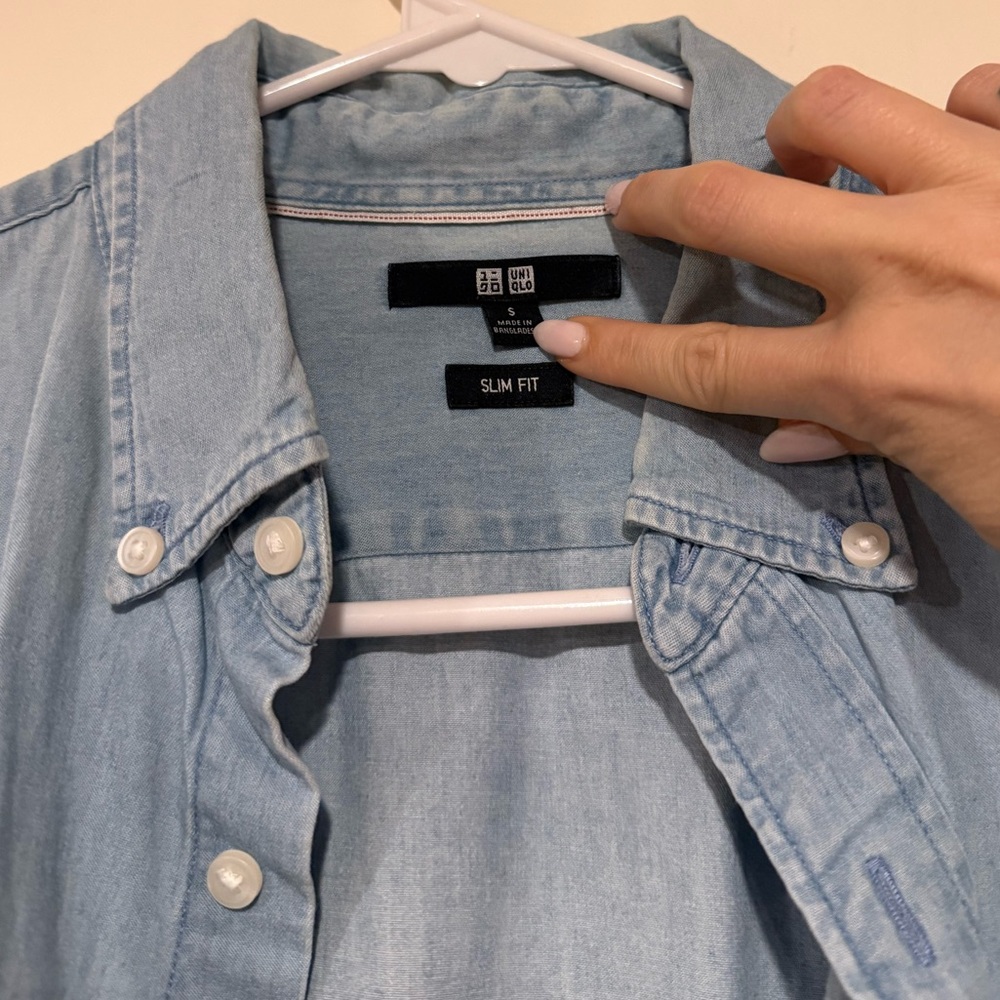 MENS UNIQLO DENIM SHIRT - SIZE S